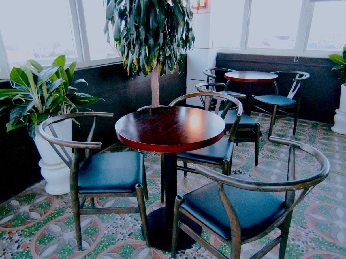 דונג הוי Hoang Dat Hotel מראה חיצוני תמונה